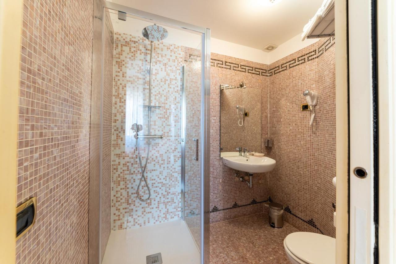 Downtown Luxury B&B - Termini Train Station 로마 외부 사진